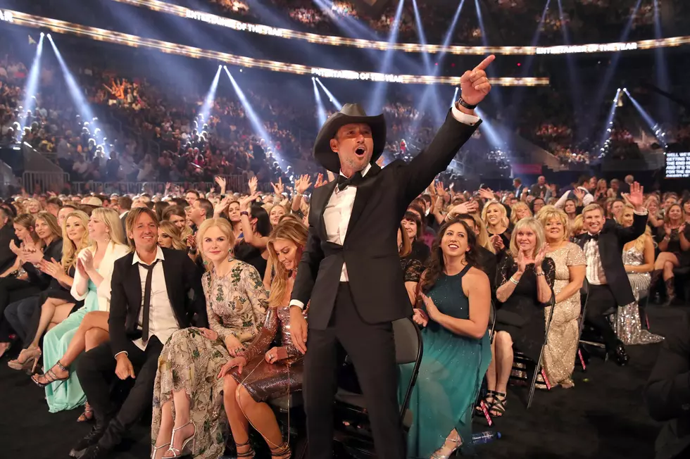 Hear Tim McGraw Cover Rhinestone Cowboy