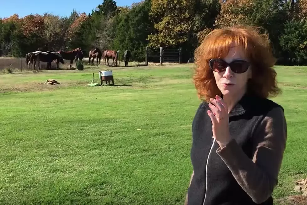Reba McEntire Barrel Racing Is the Reba We’ve Always Wanted to See